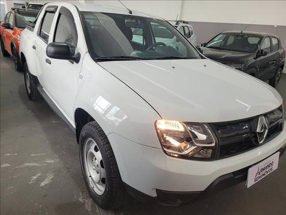 RENAULT DUSTER OROCH 2018