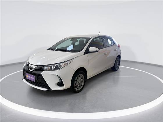 TOYOTA YARIS 2023