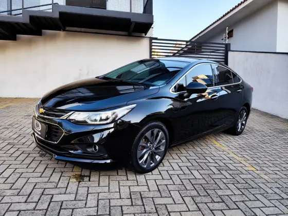 CHEVROLET CRUZE 2017