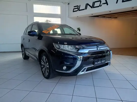 MITSUBISHI OUTLANDER 2020