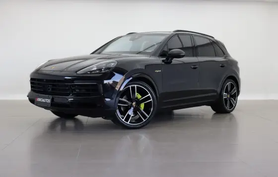 PORSCHE CAYENNE 2022