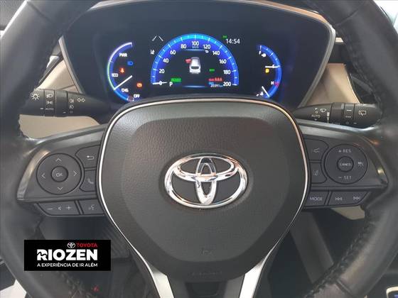 TOYOTA COROLLA CROSS 2024