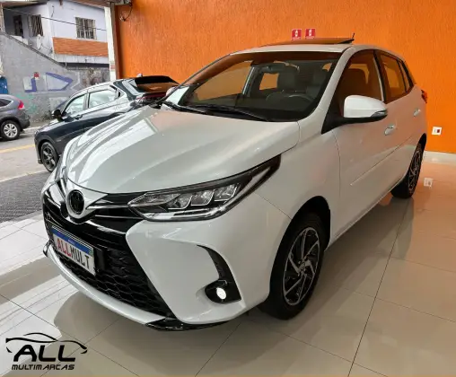 TOYOTA YARIS 2023