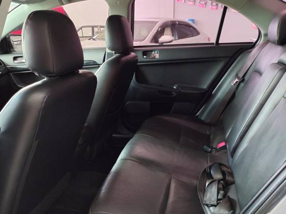 MITSUBISHI LANCER 2014