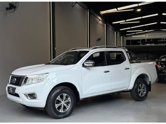 NISSAN FRONTIER 2018