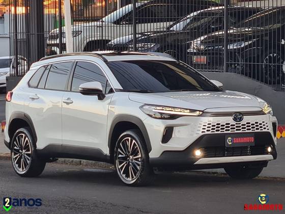 TOYOTA COROLLA CROSS 2026