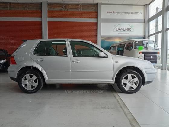 VOLKSWAGEN GOLF 2002