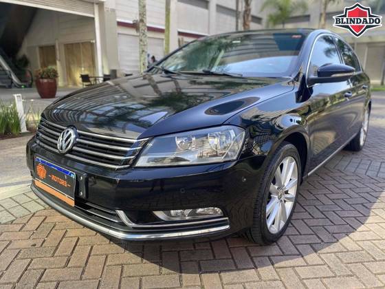 VOLKSWAGEN PASSAT 2014