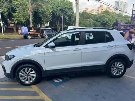 VOLKSWAGEN T-CROSS 2024