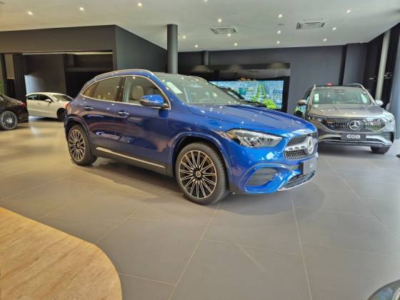 MERCEDES-BENZ GLA 200 2025