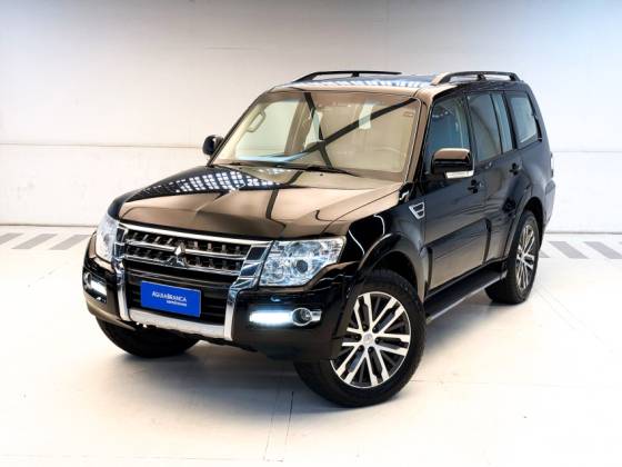 MITSUBISHI PAJERO FULL 2020