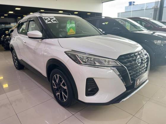 NISSAN KICKS 2022