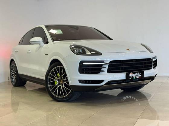 PORSCHE CAYENNE 2023
