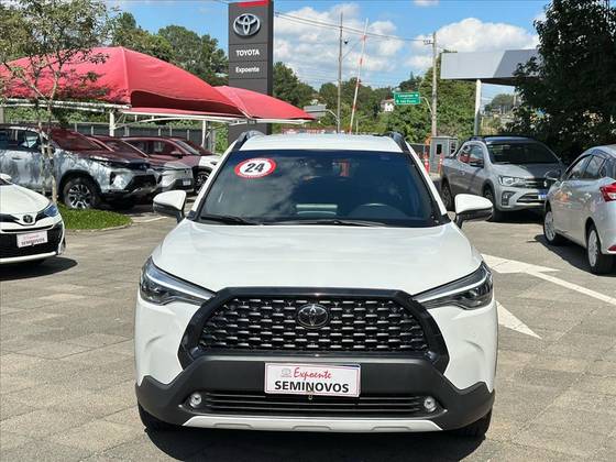 TOYOTA COROLLA CROSS 2024