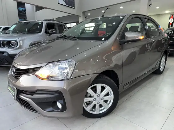 TOYOTA ETIOS 2018