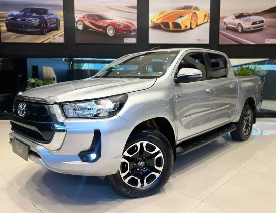 TOYOTA HILUX 2022