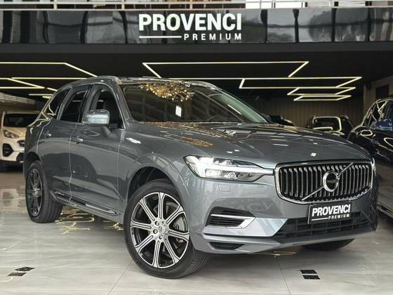 VOLVO XC60 2021