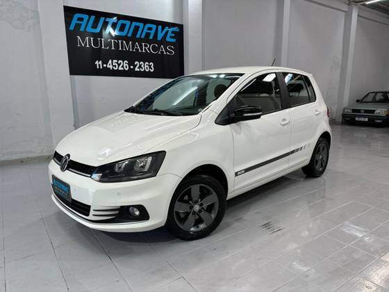 VOLKSWAGEN FOX 2017