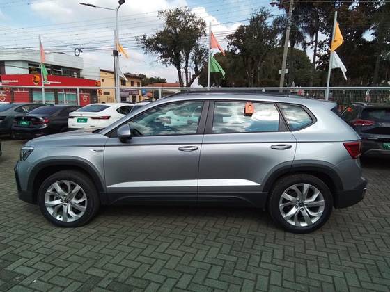 VOLKSWAGEN TAOS 2023