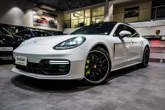 PORSCHE PANAMERA 2020