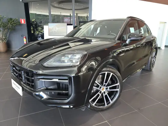 PORSCHE CAYENNE 2024