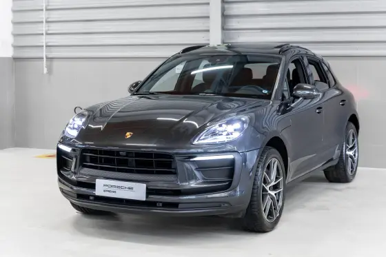 PORSCHE MACAN 2024
