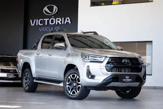 TOYOTA HILUX 2021