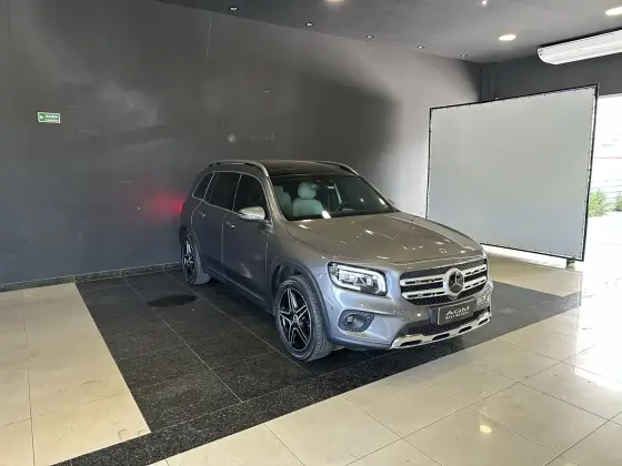 MERCEDES-BENZ GLB 200 2022