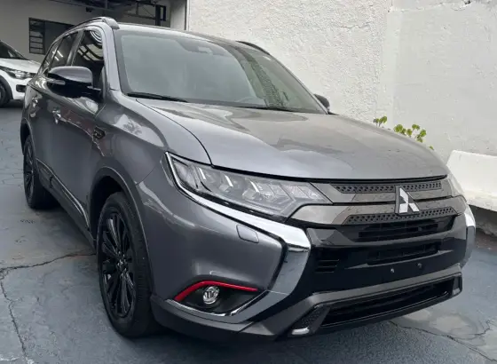 MITSUBISHI OUTLANDER 2022