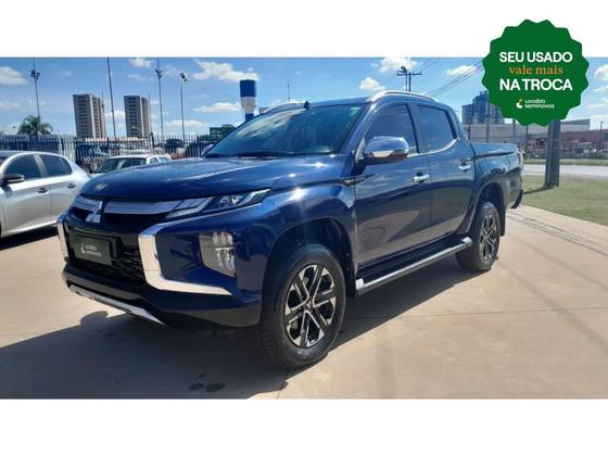 MITSUBISHI L200 TRITON 2025