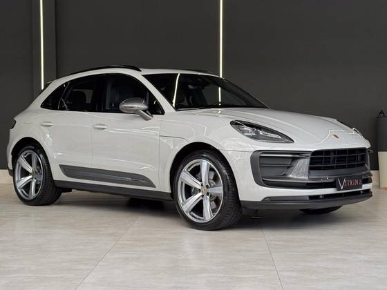PORSCHE MACAN 2025