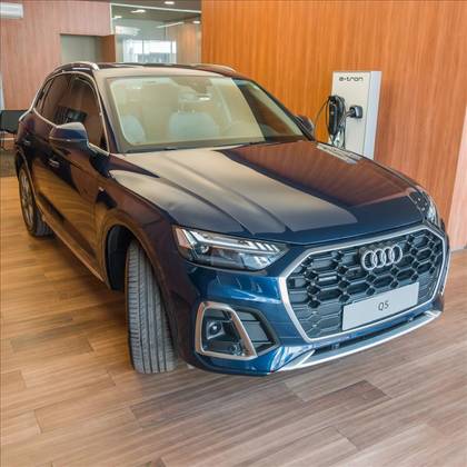 AUDI Q5 2023