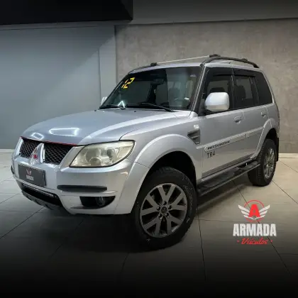MITSUBISHI PAJERO TR4 2013