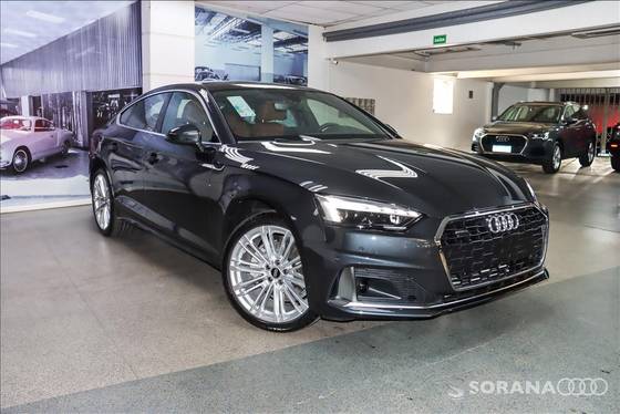 AUDI A5 2024