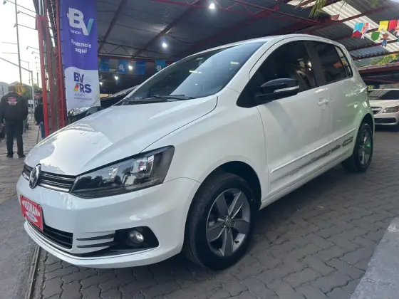 VOLKSWAGEN FOX 2020