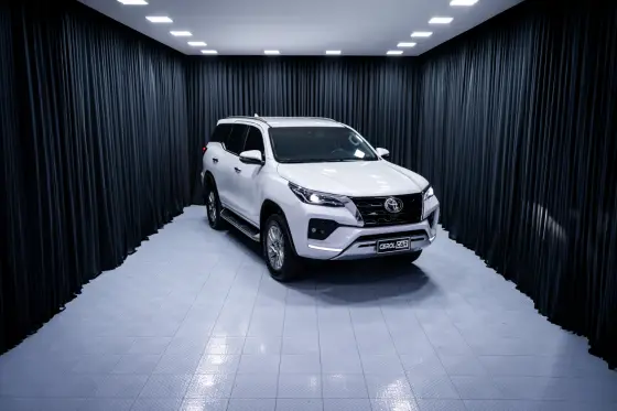 TOYOTA HILUX SW4 2024