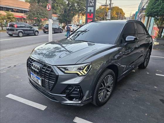 AUDI Q3 2023