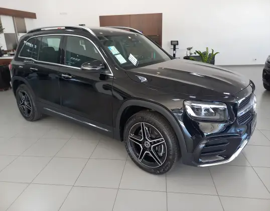 MERCEDES-BENZ GLB 220 2025