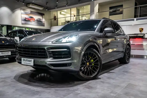 PORSCHE CAYENNE 2020