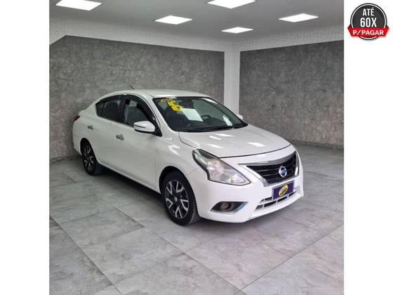 NISSAN VERSA 2016