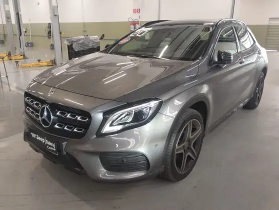 MERCEDES-BENZ GLA 250 2020