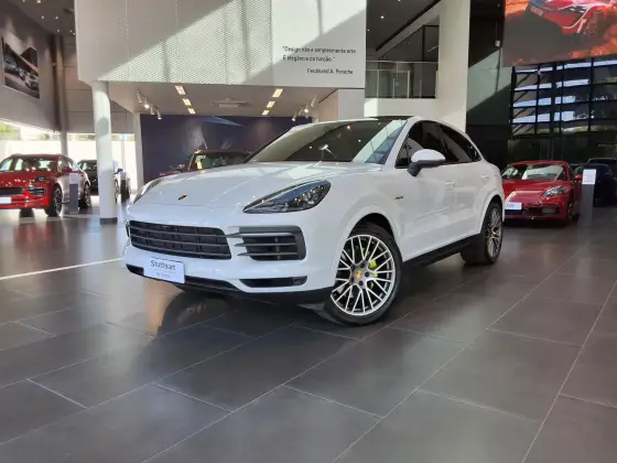 PORSCHE CAYENNE 2023