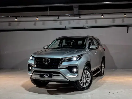 TOYOTA HILUX SW4 2021