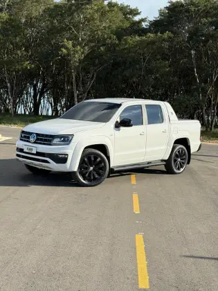 VOLKSWAGEN AMAROK 2023
