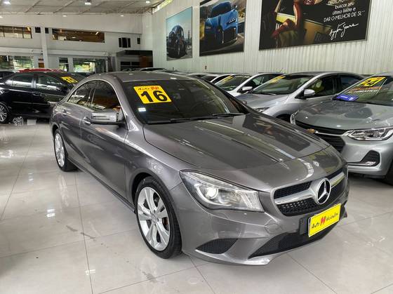 MERCEDES-BENZ CLA 200 2016