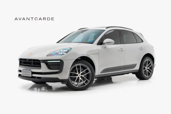 PORSCHE MACAN 2025