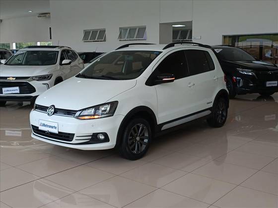 VOLKSWAGEN FOX 2018