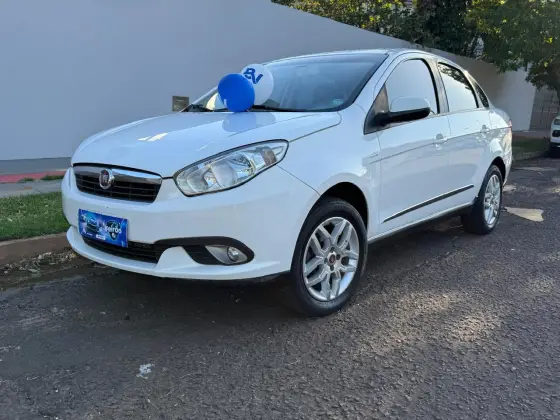 FIAT GRAND SIENA 2015