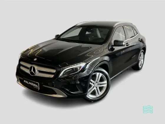 MERCEDES-BENZ GLA 200 2017