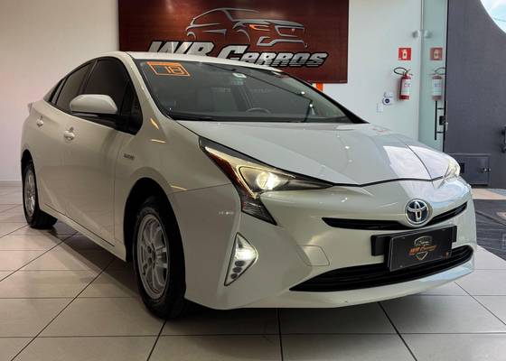 TOYOTA PRIUS 2018